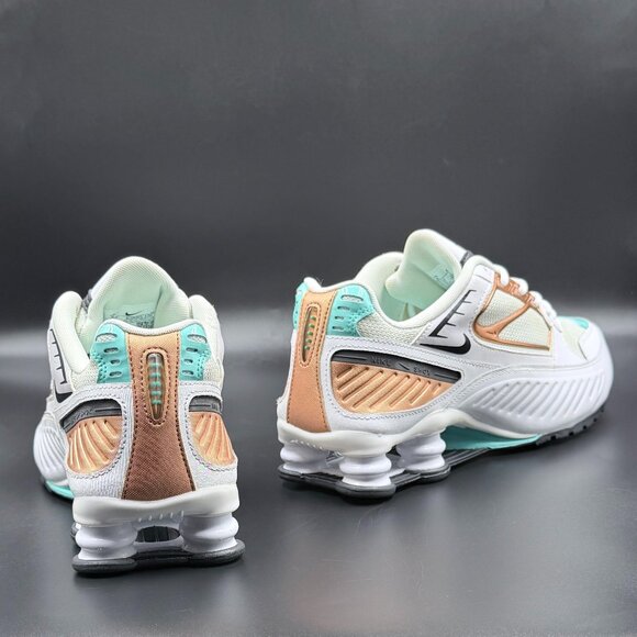 Wmns Nike Shox Enigma 'Aurora Green Rose Gold' - Picture 11 of 11